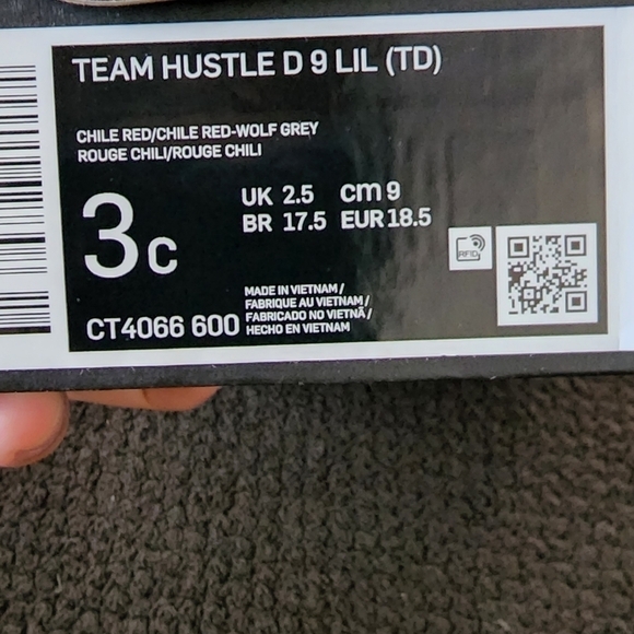 Baby Nike Team Hustle D 9 Chile red-Wolf gray shoes size 3c - Picture 6 of 7